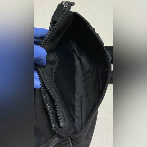 Gucci Sherry Line Body /Belt Bag - Picture 11 of 16